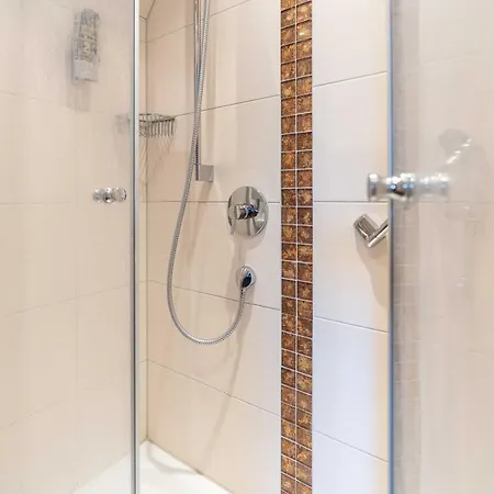 Am Roemerplatz Nocleg ze śniadaniem