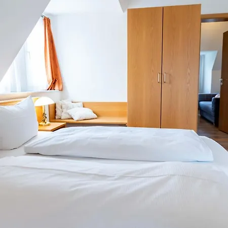 Am Roemerplatz 4* Ulm