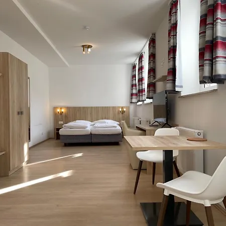 Nocleg ze śniadaniem Am Roemerplatz Ulm